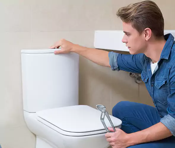 Expert Plumber for Toilet Replacement in Salem, MA: Schedule Affordable Toilet Replacement Services with Us