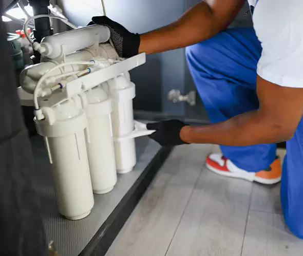 Expert Plumber for Water Softener Replacement in Salem, MA: Schedule Affordable Replacement Services with Us