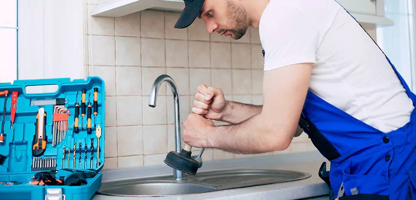 Emergency Plumber in Salem